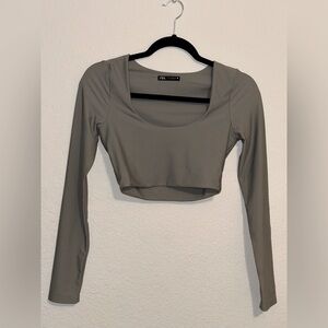 Zara long sleeve stretchy crop top